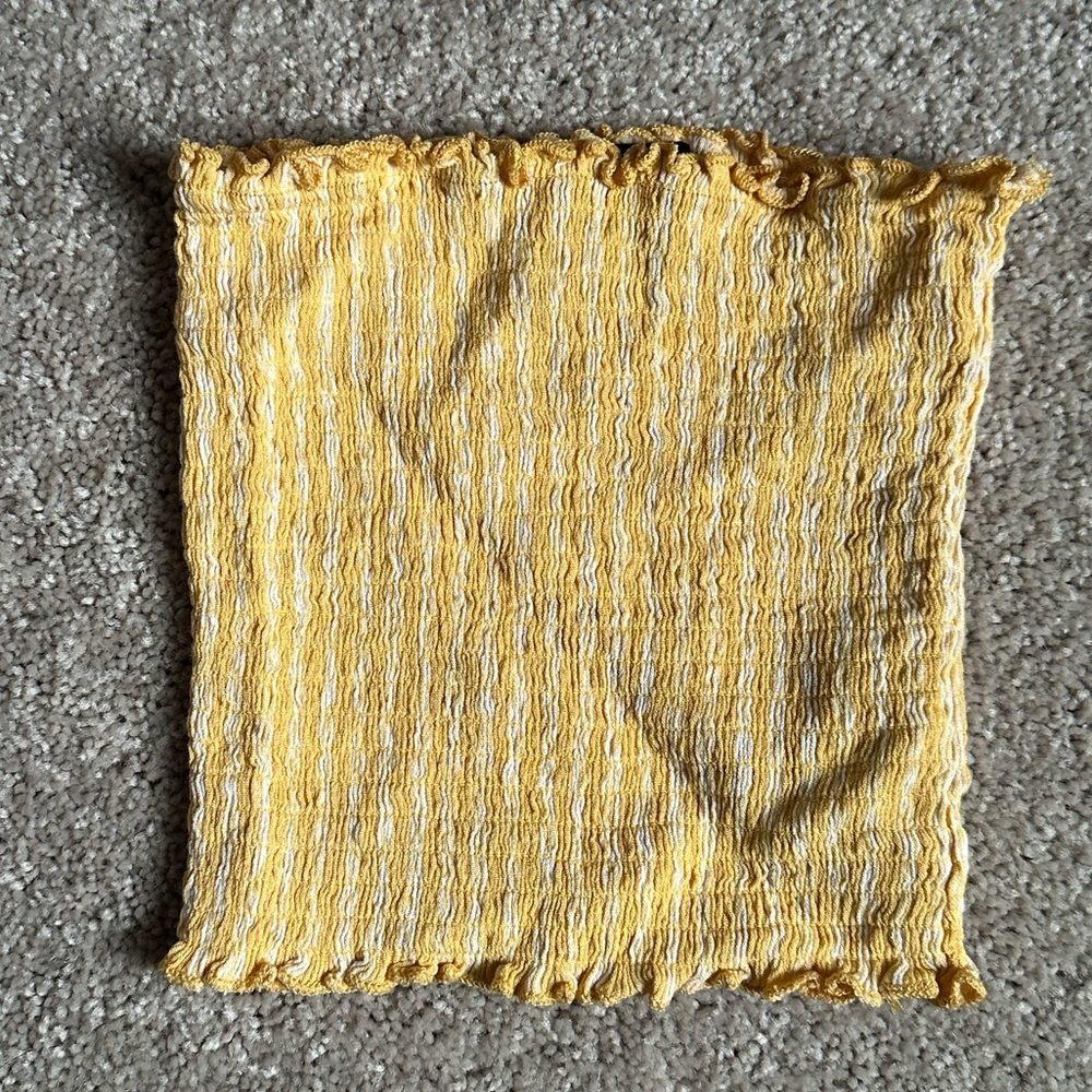 Forever 21 Yellow and White Textured Cropped Tube Too